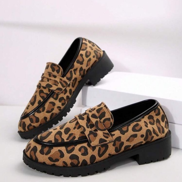 Women's Fashion Leopard Print Slip-On Loafers, Anti-Slip Chunky Heel - Picture 4 of 4